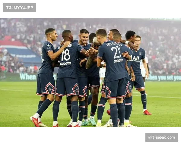 巴黎圣日耳曼客场3-2逆转摩纳哥，杜埃替补登场独造三球